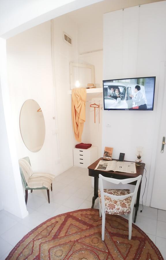 Acomodação com café da manhã  B&B Next Stop