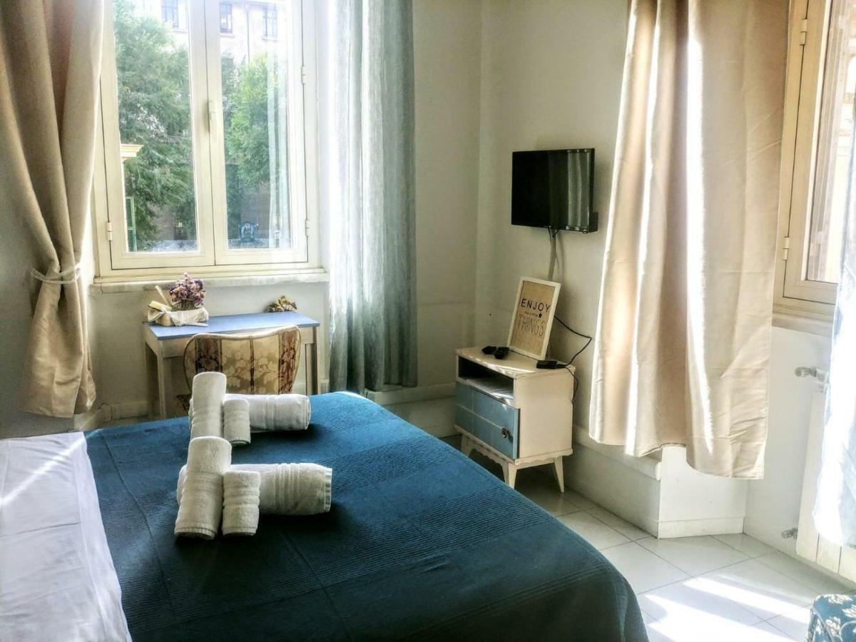 B&B Next Stop Acomodação com café da manhã  Roma
